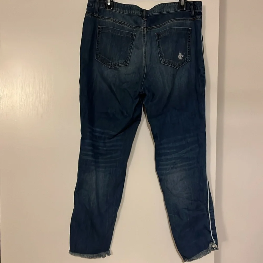 Jeans - Picture 4 of 4